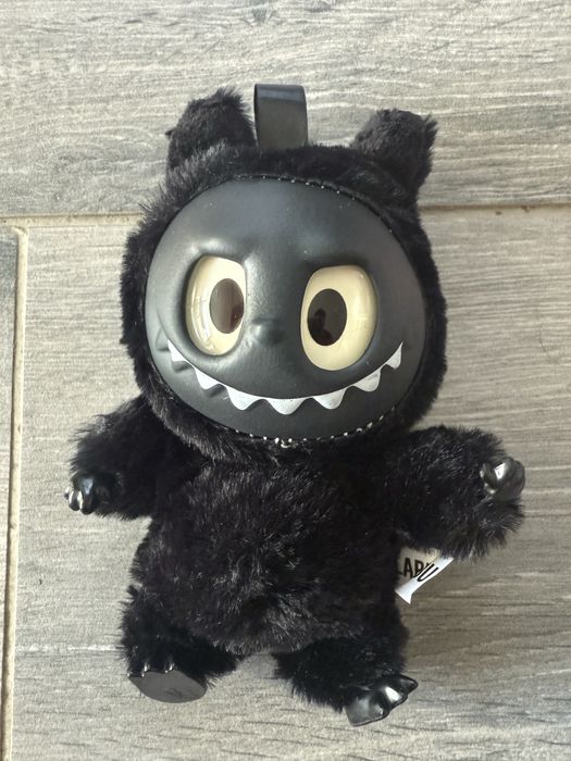 Labubu embalado e selado