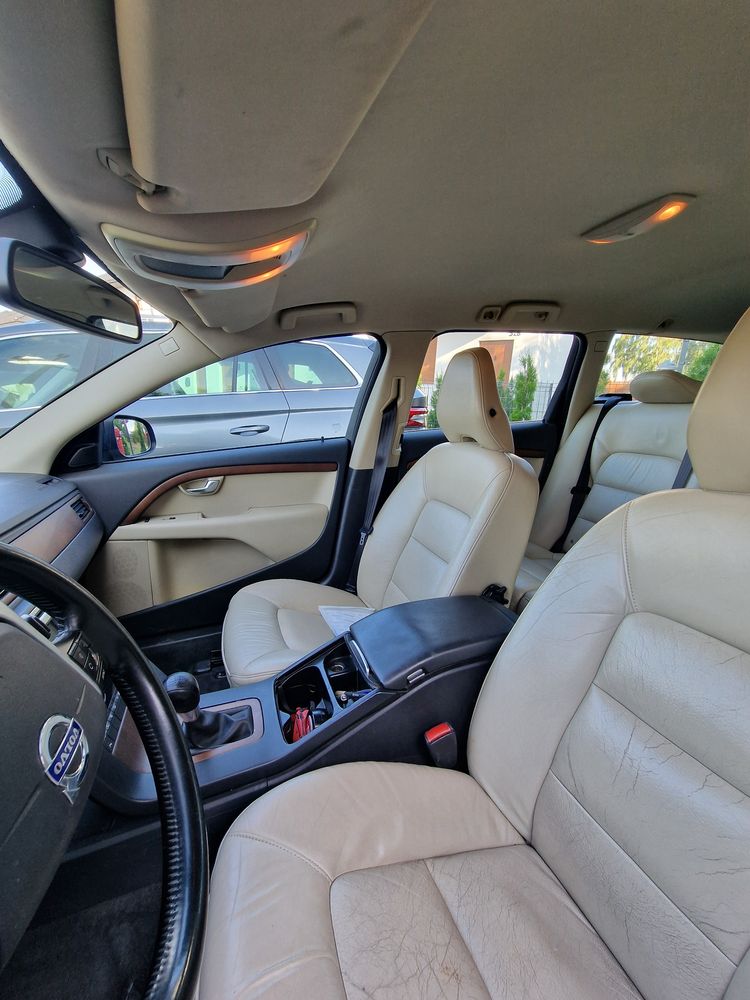 Volvo v70 P3 2.0 D 2011 R Zamiana