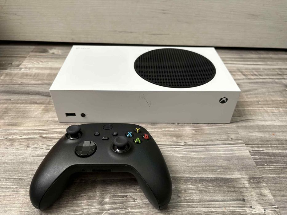 Xbox Series S 500Gb z padem