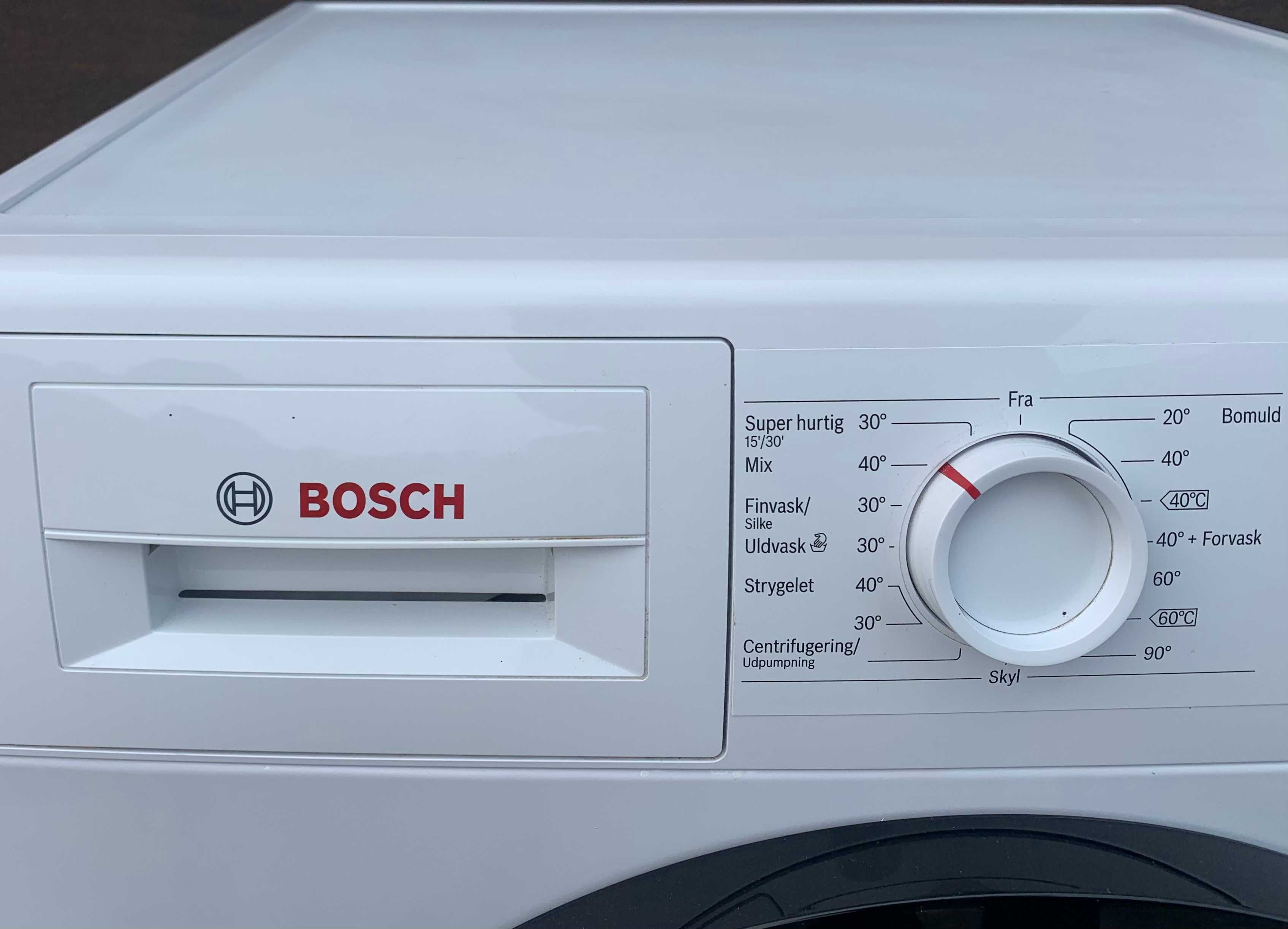 2020рік Пральна машина Bosch Serie4 WAN280L7SN Varioperfect