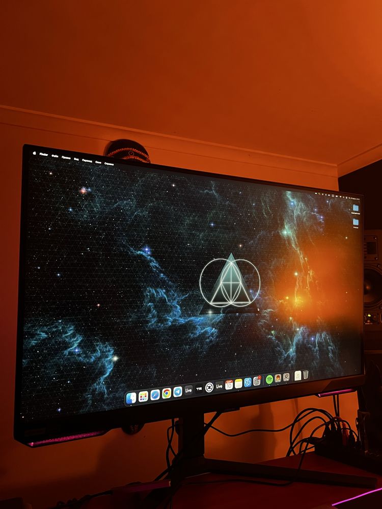 Монитор 32" Samsung Odyssey G7  4к smarttv