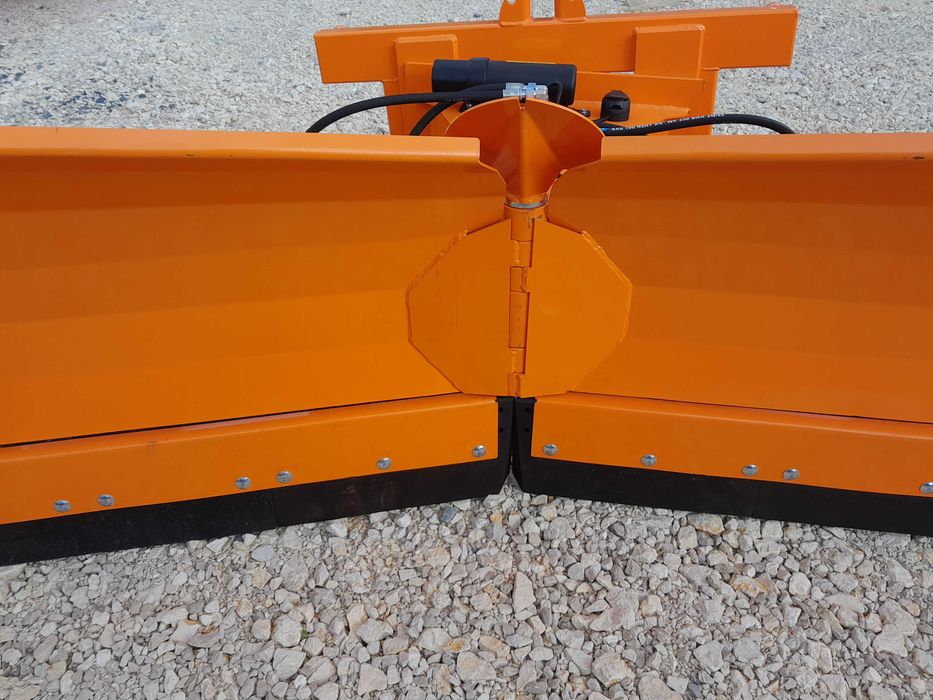 Pług śnieżny nowy Volant hydrauliczny składanyeuro/tuz  2,6-3,2 m