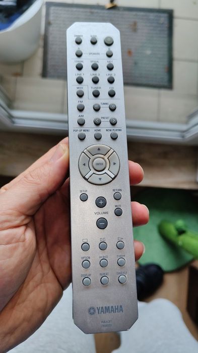 Amplituner sieciowy YAMAHA R-N301