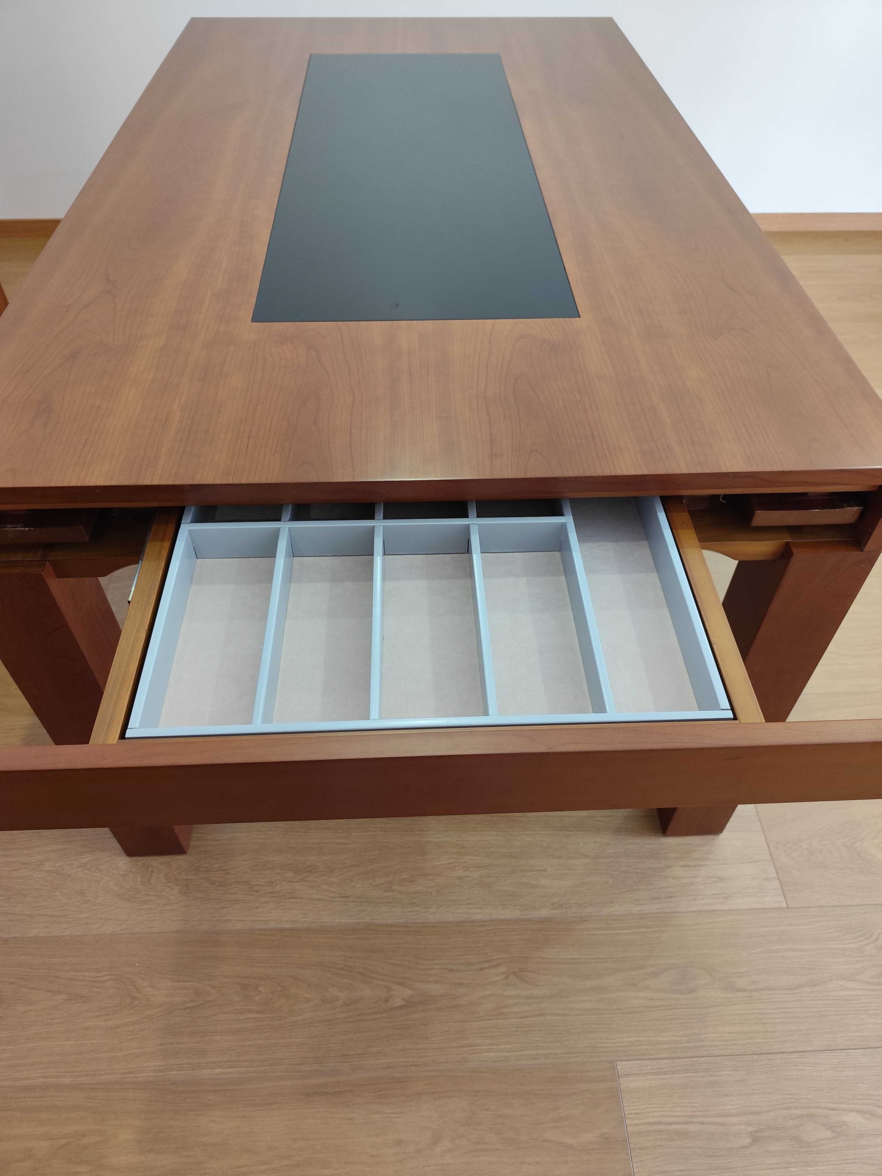 Sala de Jantar- Mesa/Aparador