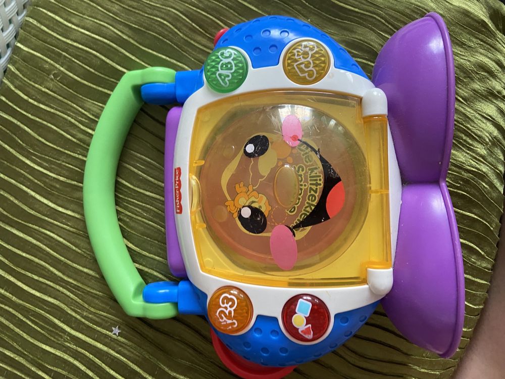 Fisher price дитяче радіо магнітофон