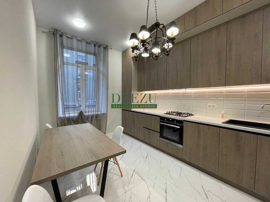 Оренда 3к квартири Хрещатик 15 , Пасаж