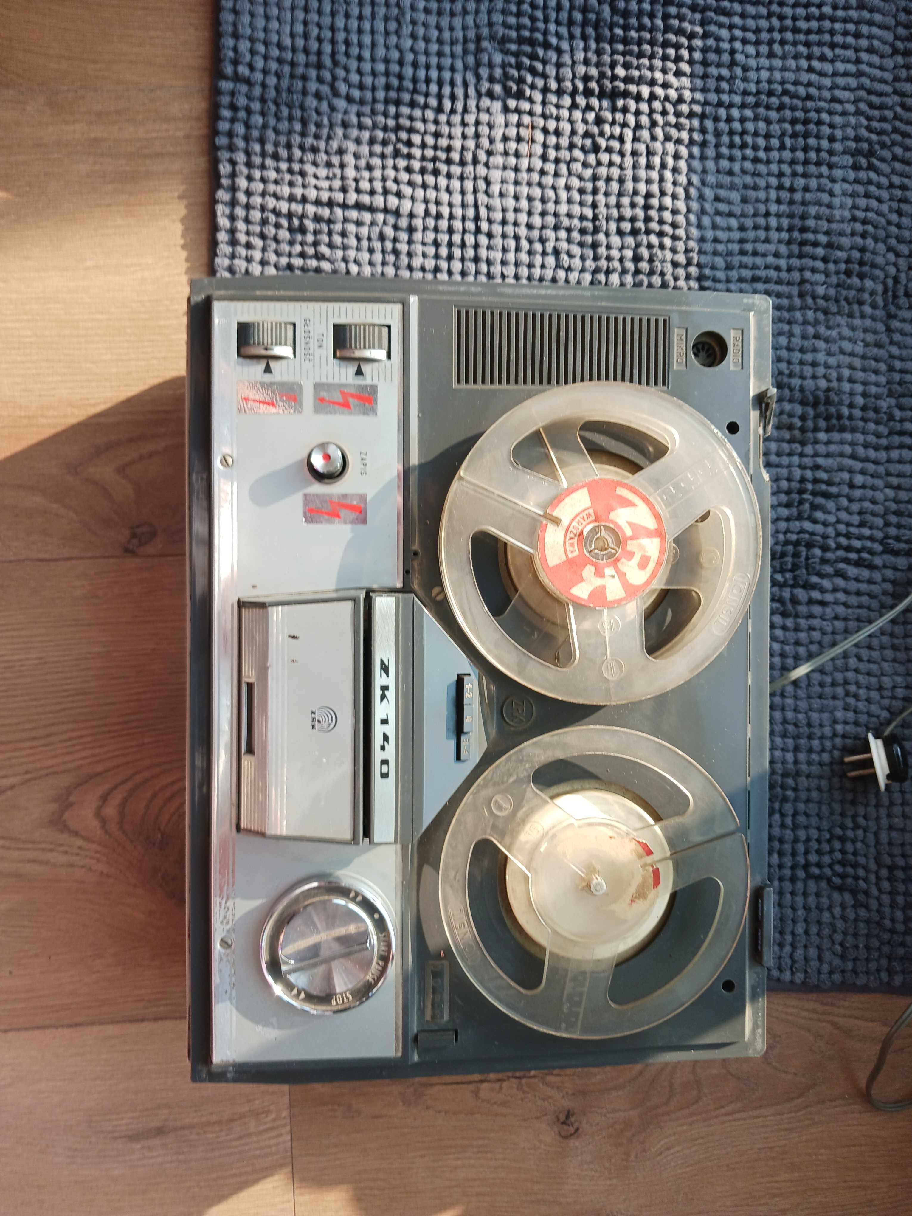 Magnetofon szpulowy Grundig DeLuxe ZK 140