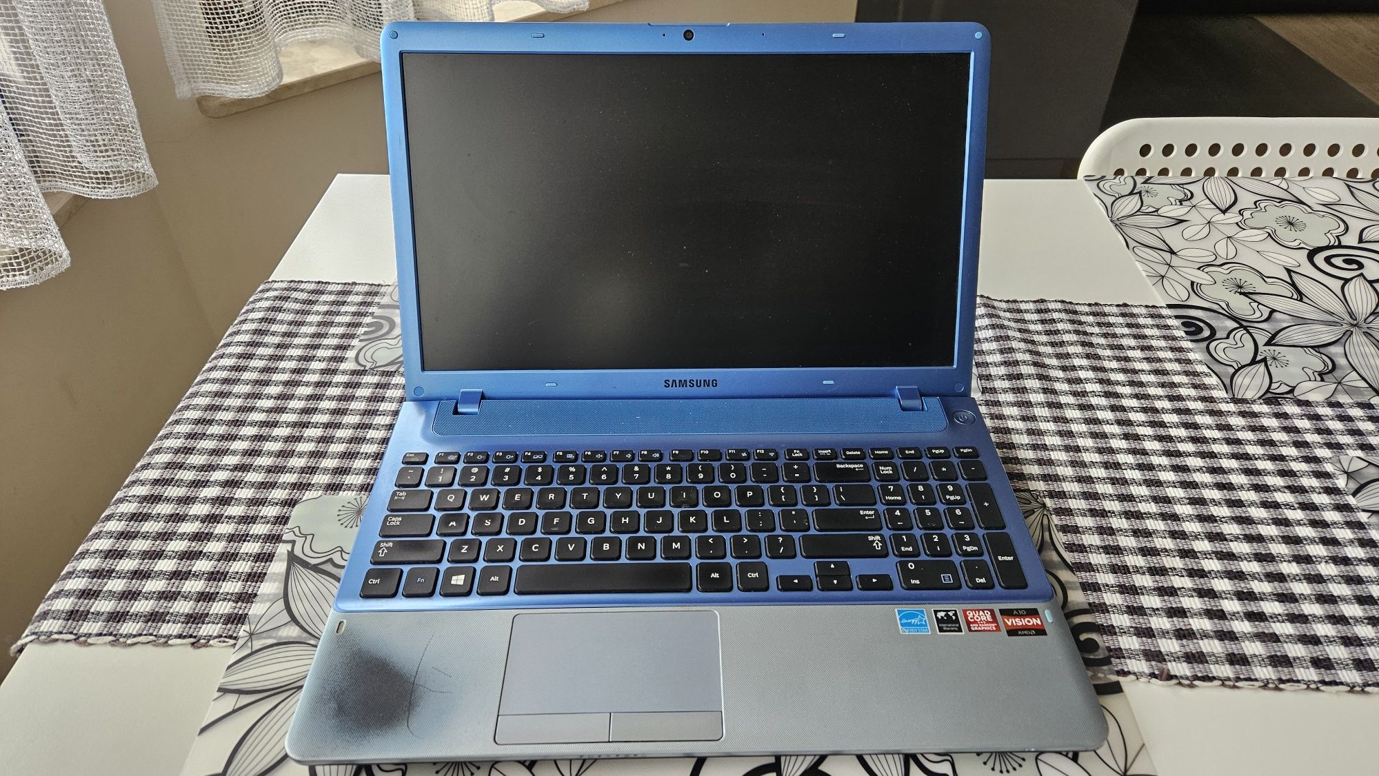 Laptop Samsung NP355V5C