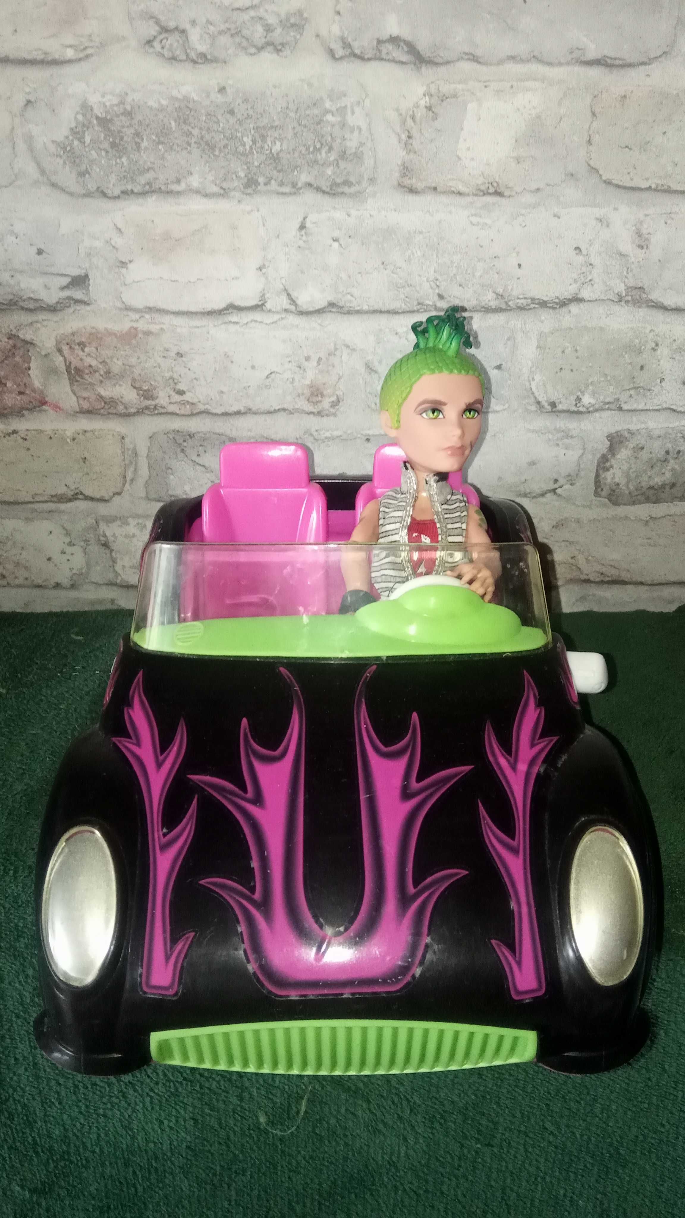Mattel 2008 rok Gordon Monster high  Gratis duży  samochod