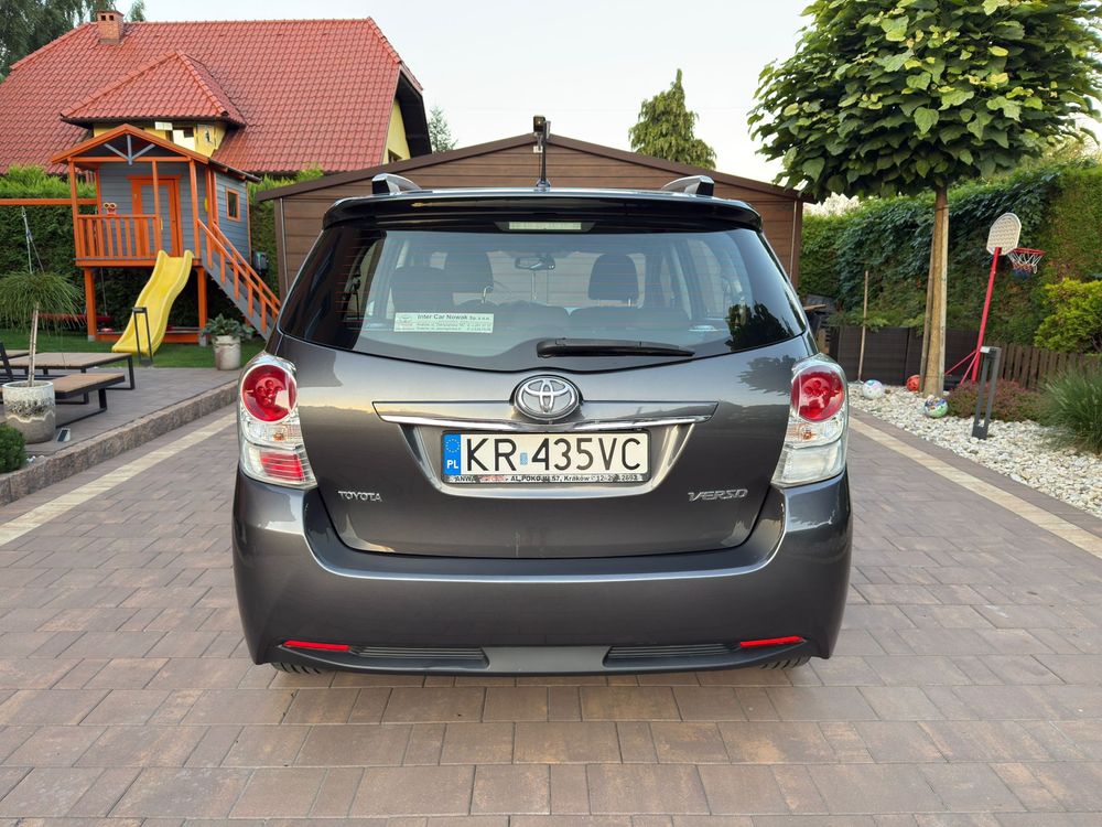 Toyota Verso 2.0 D4D 124KM wersja 7os. Salon PL Pierwszy Właściciel
