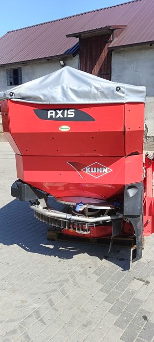 Sprzedam Rozsiewacz Kuhn AXIS M 40.2 W rok2018