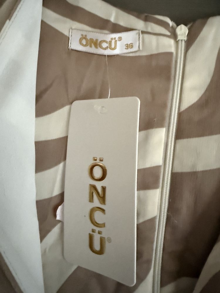 Sukienka O N C U …