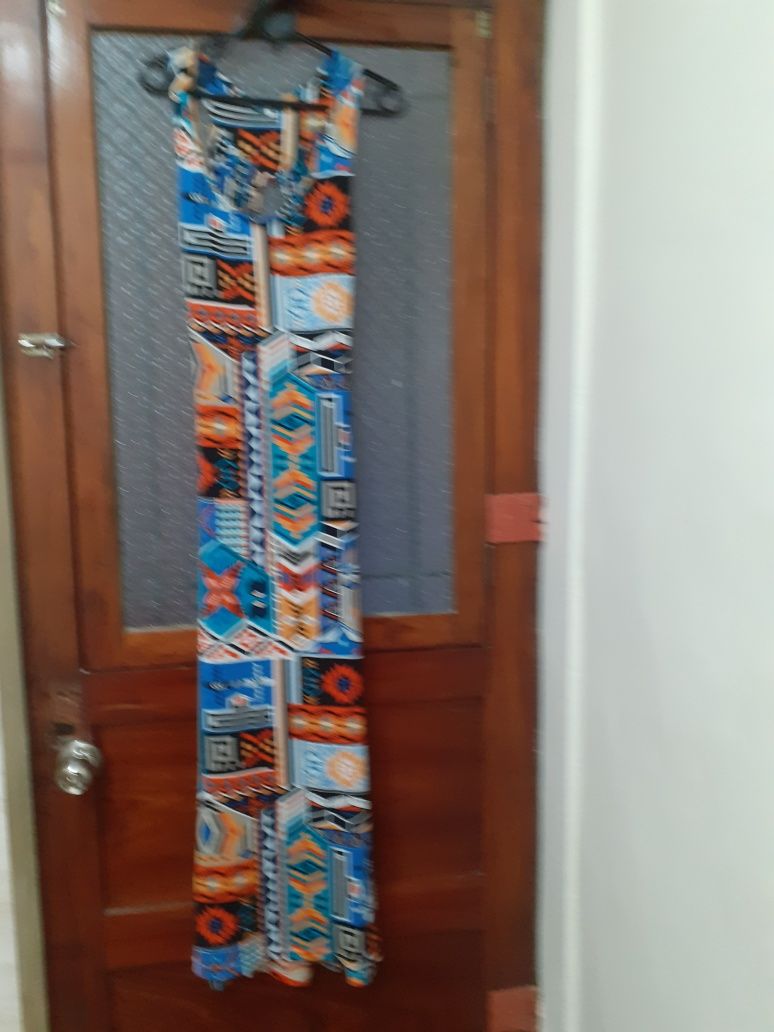 Lote de roupa usada