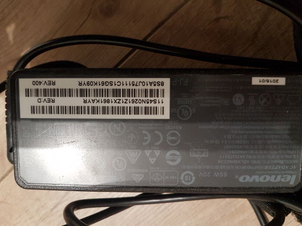 Stacja dokująca Lenovo pro dock 40A1 + zasilacz