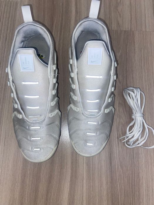 OKAZJA Nike Vapormax Plus Białe