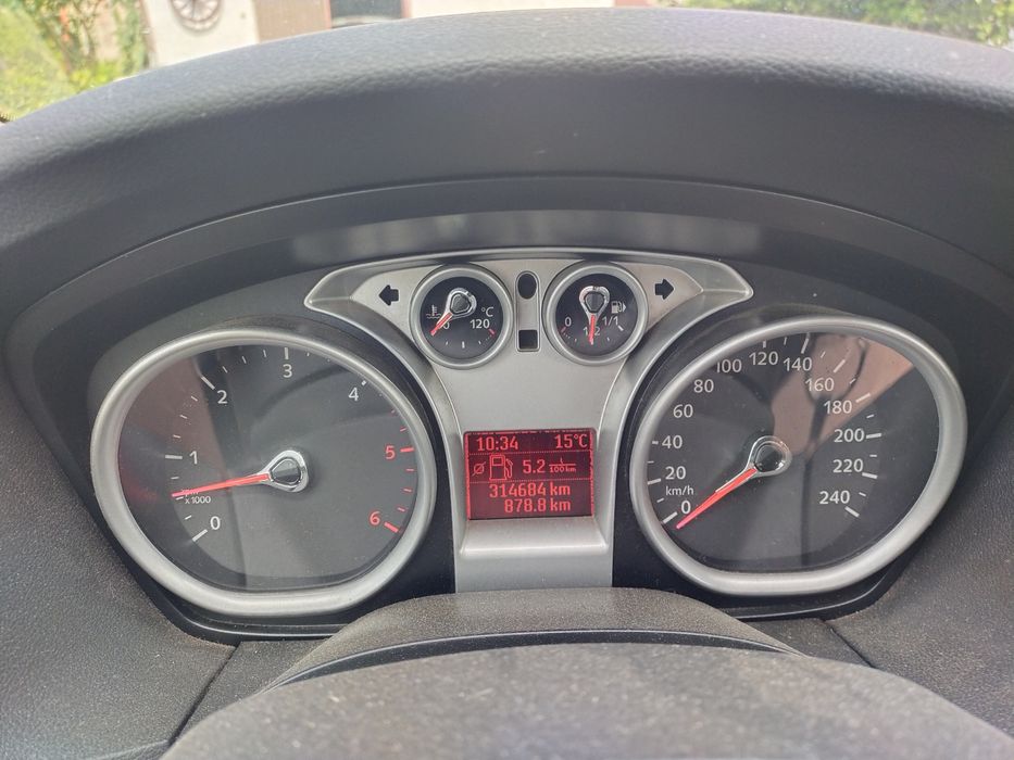 Ford Focus                       .