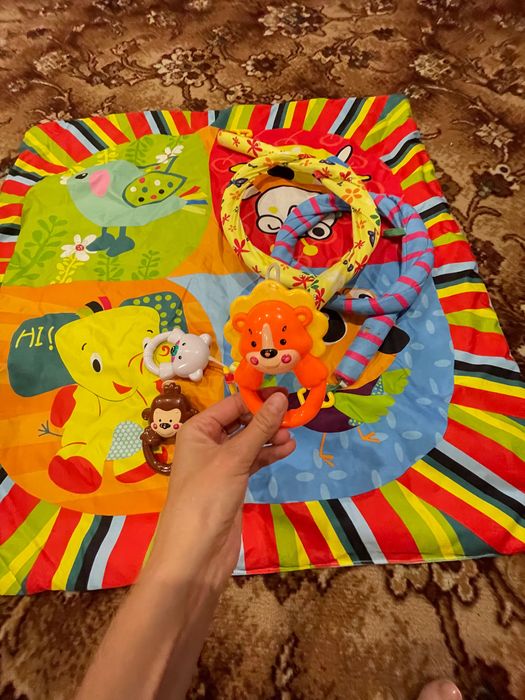 Коврик розвиваючий з дугами