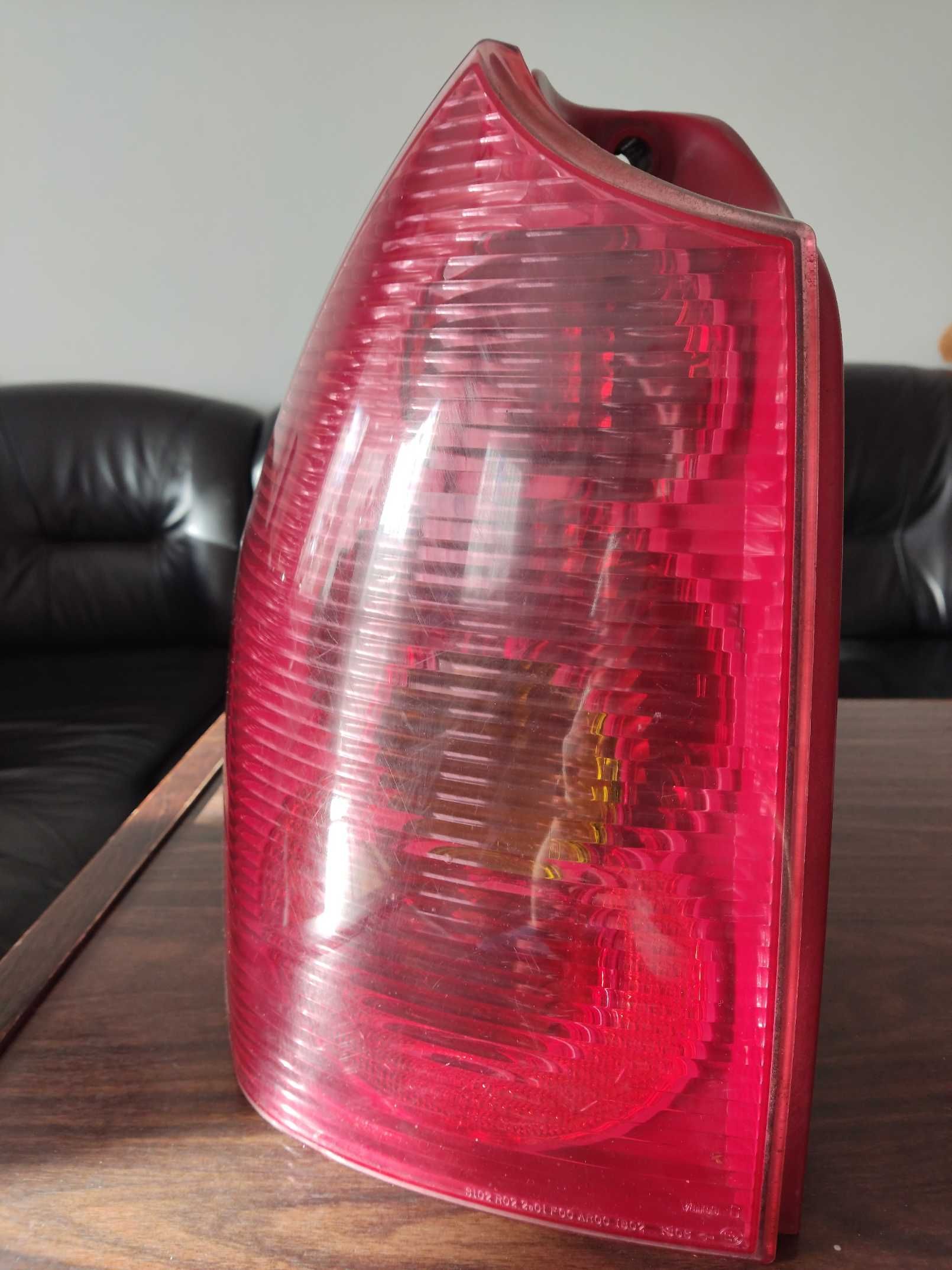 Lampa lewy tył Peugeot 307 SW kombi Valeo