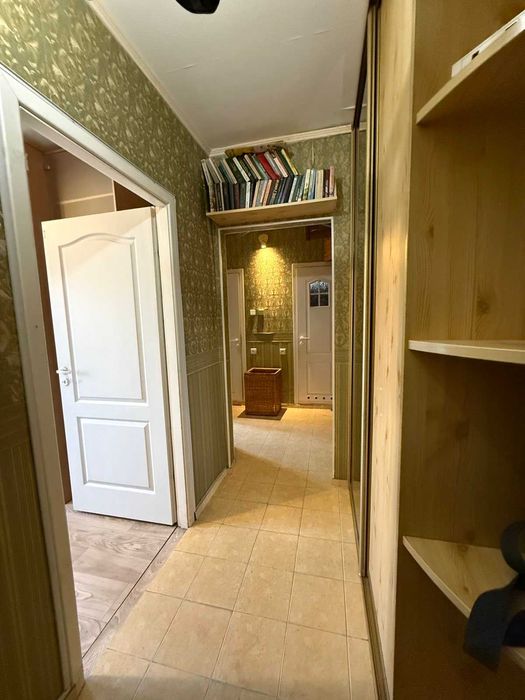 Сдам 2-х.комн.кв-ру, Харьковский м-в , Харьковское шоссе 158 :