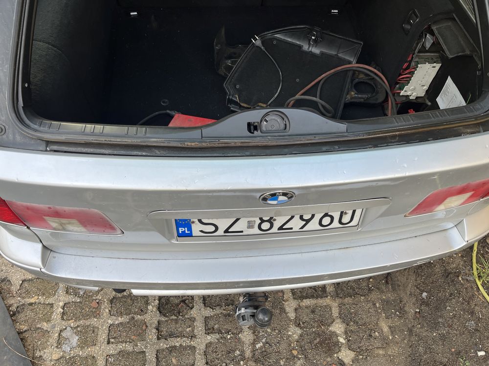 Klapa bagaznika tylna BMW E39 touring kombi titansilber srebrna