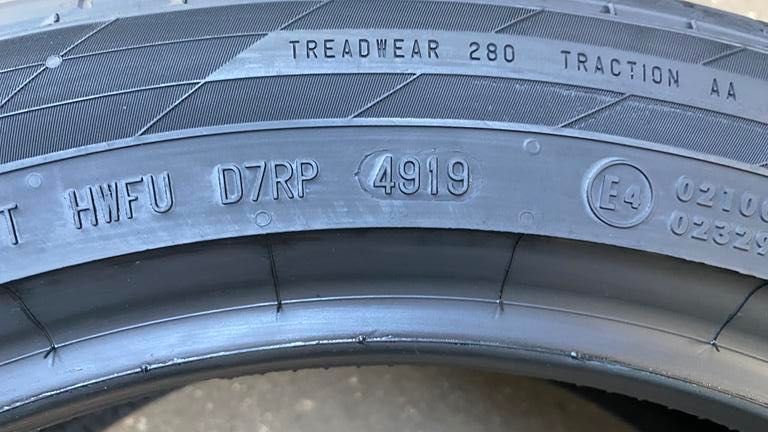 oL.8827 Opony 235/45R18 Continental SportContact 5 2szt RUDA ŚLĄSKA