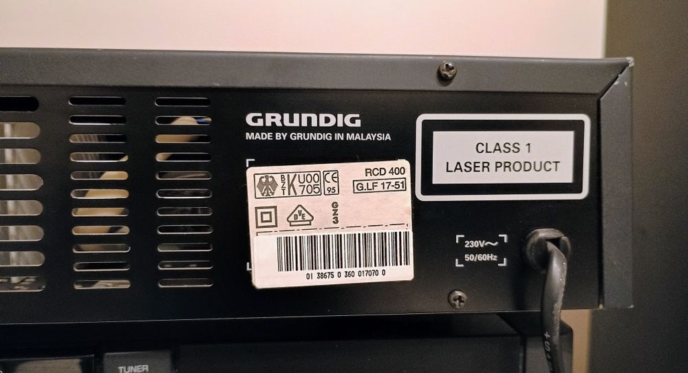 Amplituner z CD Grundig
