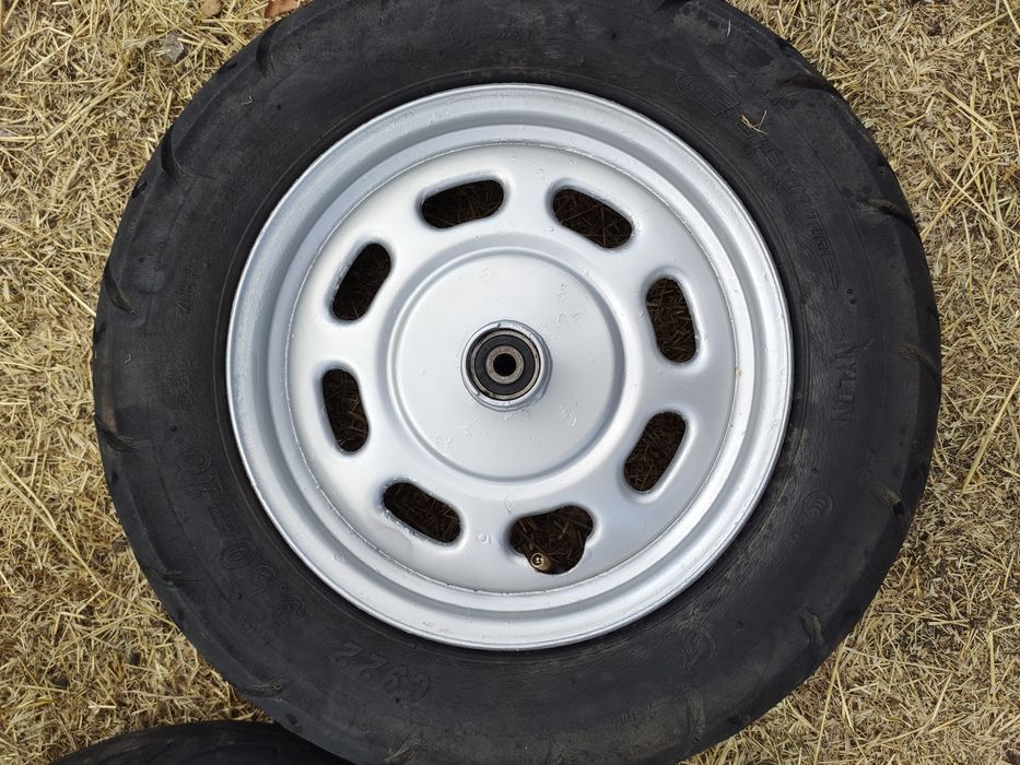 Металлический передний диск с резиной на скутер! 3.50-10