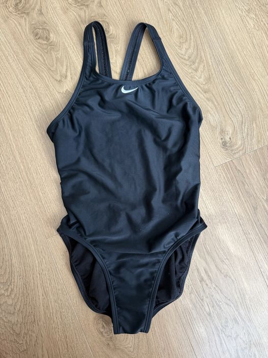Жіночий суцільний купальник nike