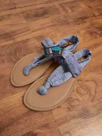 Płaskie sandały sandałki na płaskim obcasie klapki japonki Ardene 7 36