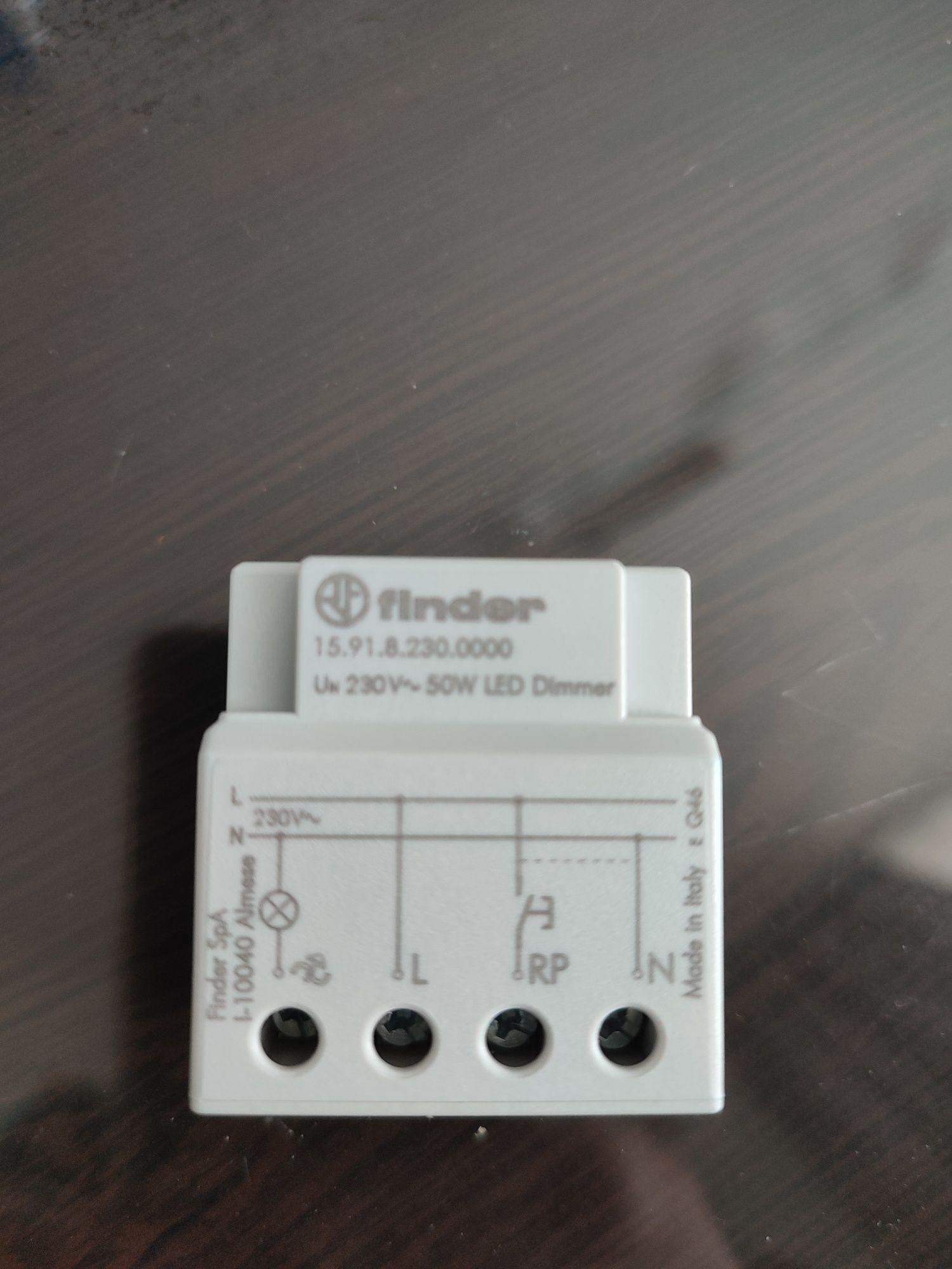Finder Mechaniczny przekaźnik monostabilny