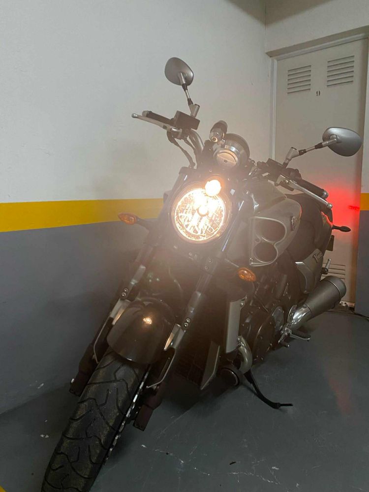 Yamaha VMAX 1700