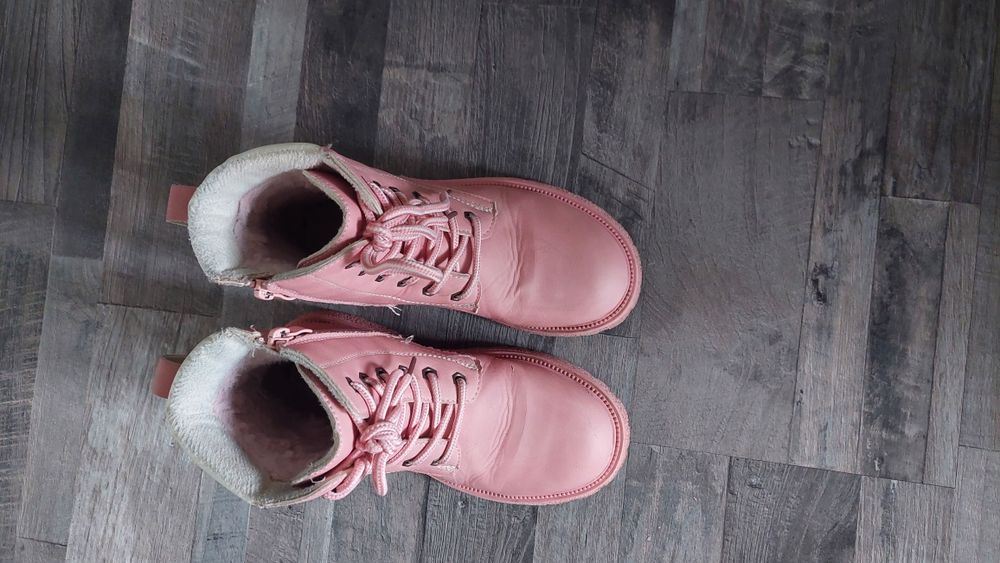 Buty botki zimowe jesienne trapery