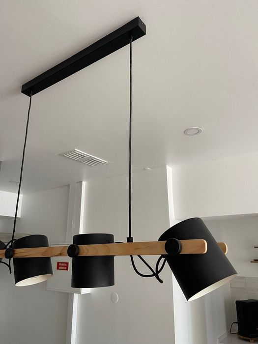 Conjunto de candeeiros de tecto