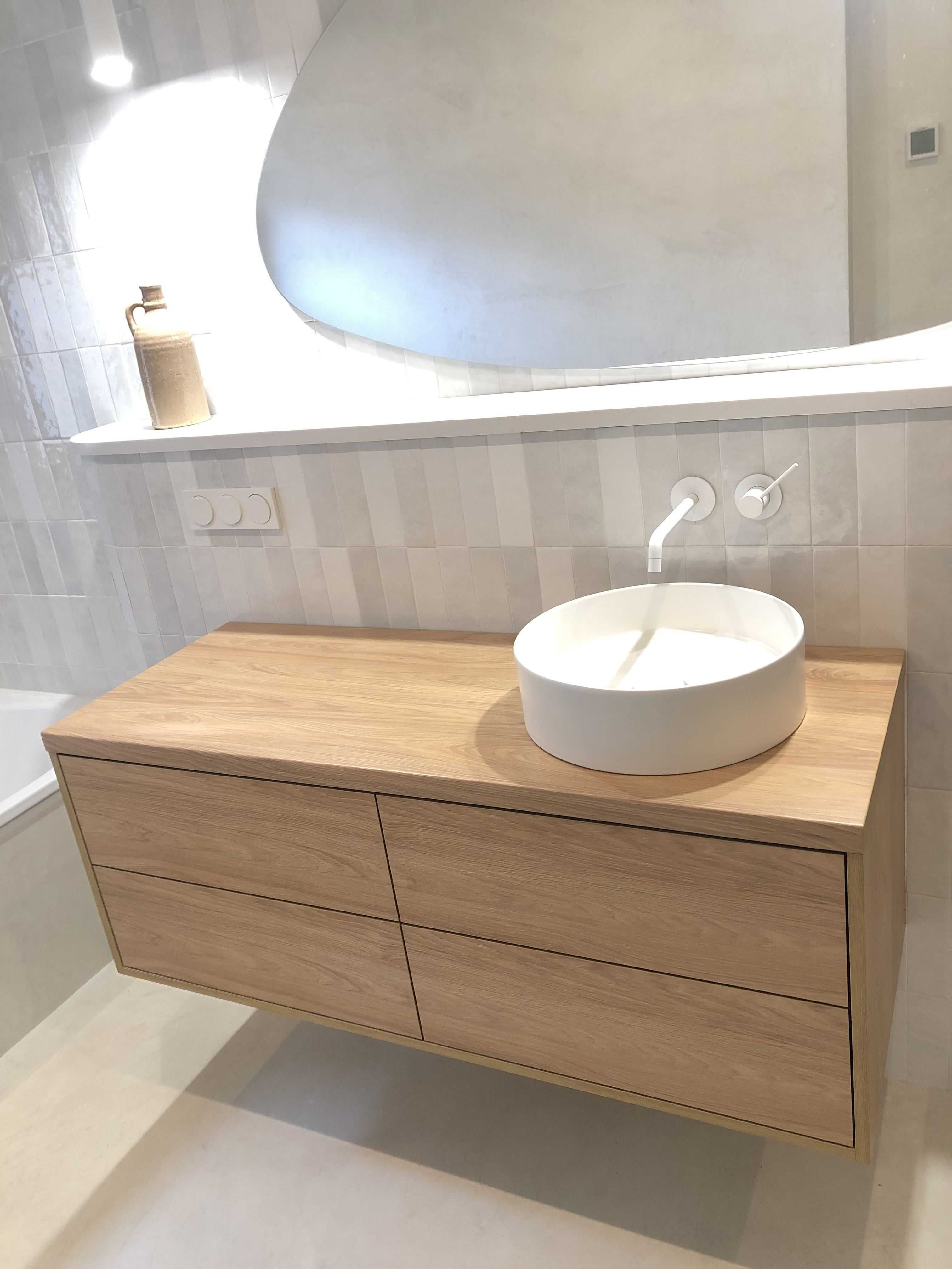 Szafka pod umywalkę - BLUM z systemem TIP-ON - meble łazienkowe