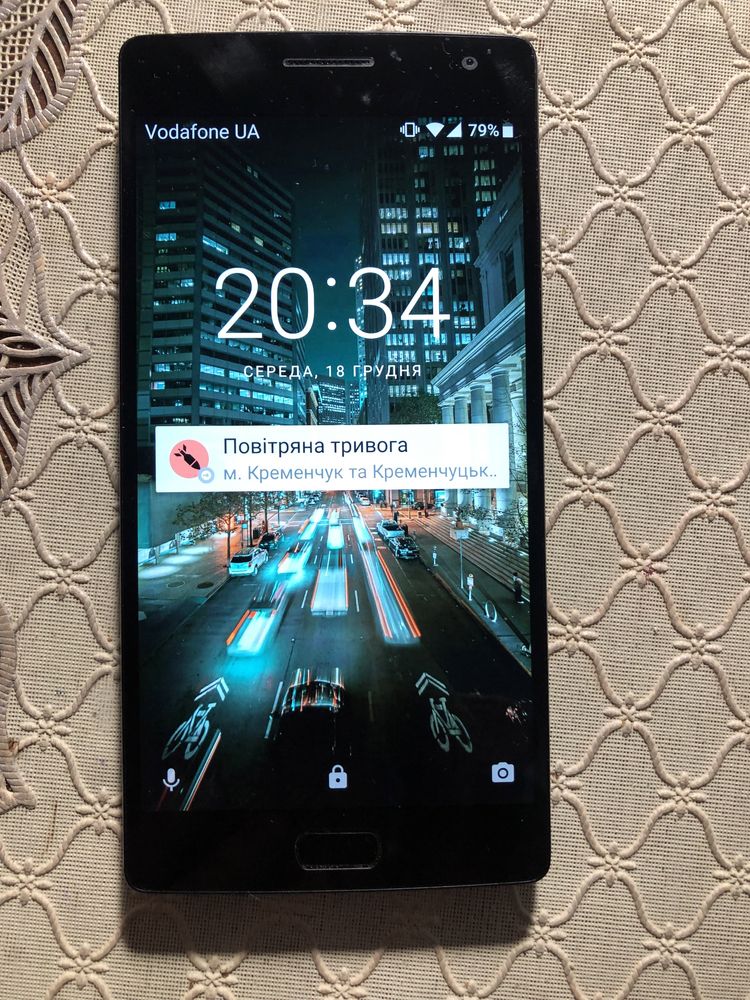 Смартфон One Plus2.