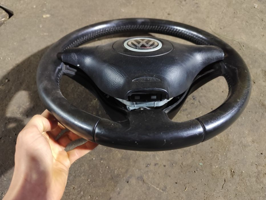 VW Passat B5 Bora Golf IV kierownica trójramienna poduszka