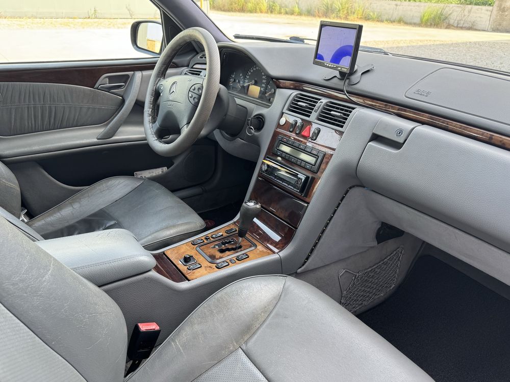 Mercedes-benz E320 cdi w210