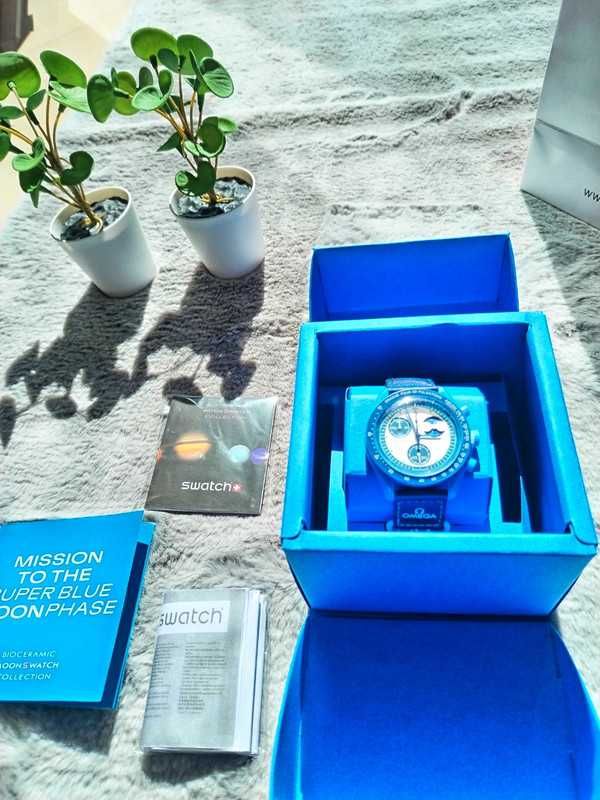 Swatch x Omega Super Blue Moon*