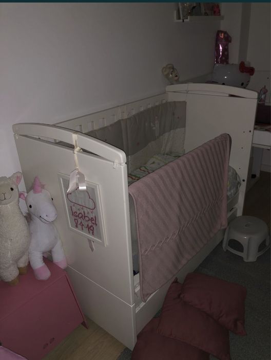 Cama de grades branca