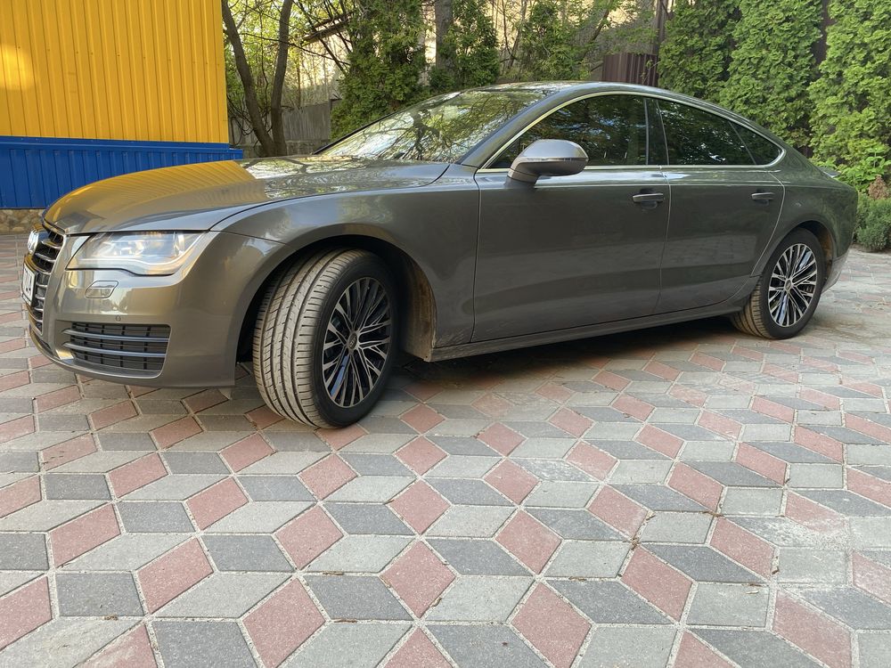 Продам комплекти диски с резиной на Ауди А7