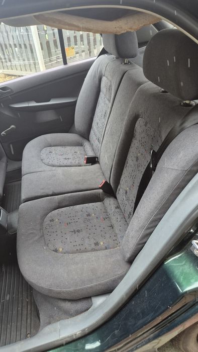 Skoda Fabia 1.4 MPI 2000 – pierwszy właściciel, garażowana, 160 tys. k