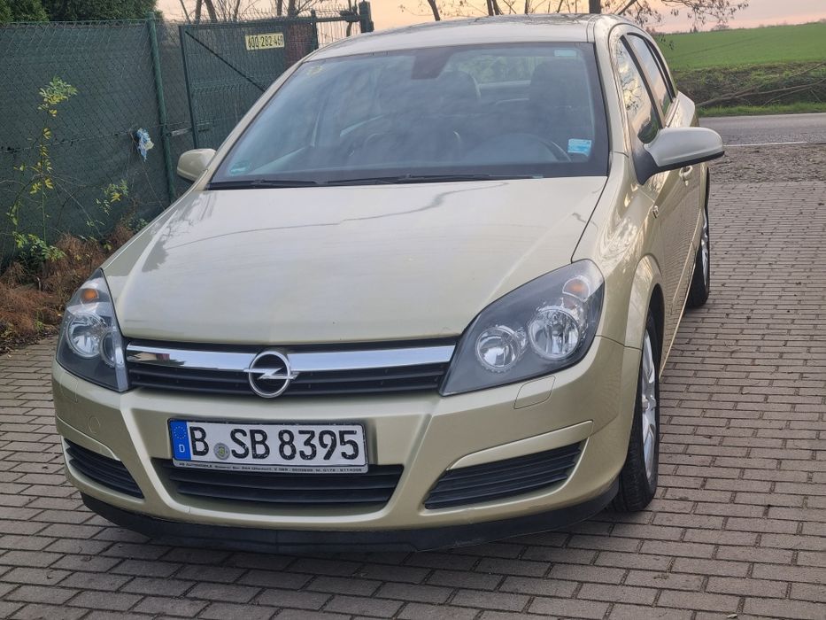 Śliczna astra z Niemiec od 1właściciela  18 bendzyna  125 koni