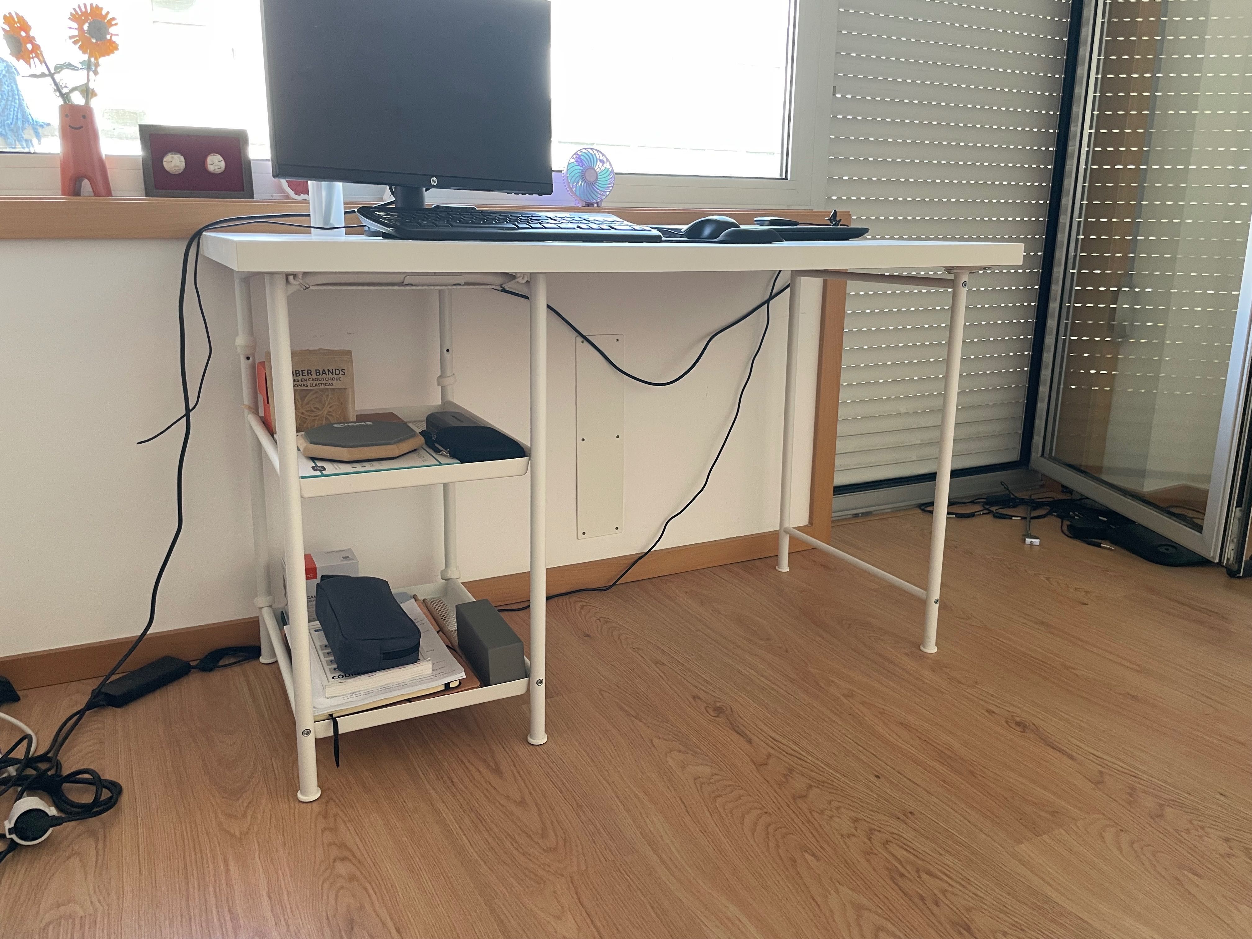 Secretária | IKEA