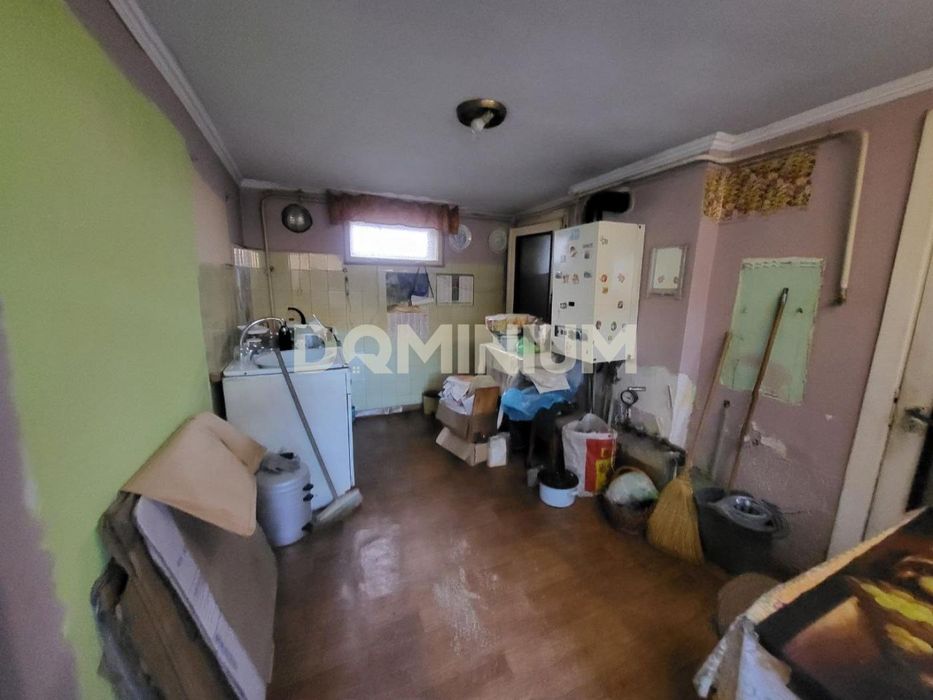 Продається затишний будинок у центрі Виноградова