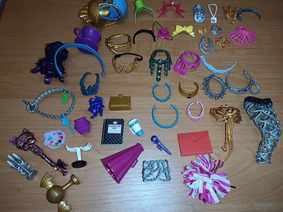 Монстер хай аксесуарів Monster high. Шолом, хвіст, пояс