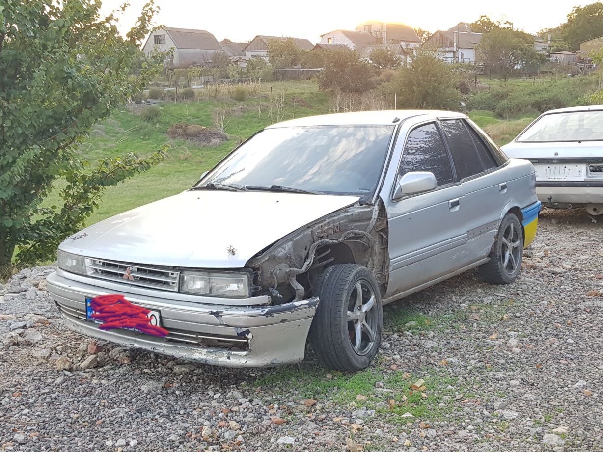 Mitsubishi Lancer IV 1988-1991 4G15 - Запчасти: Двигатель, КПП, Оптика