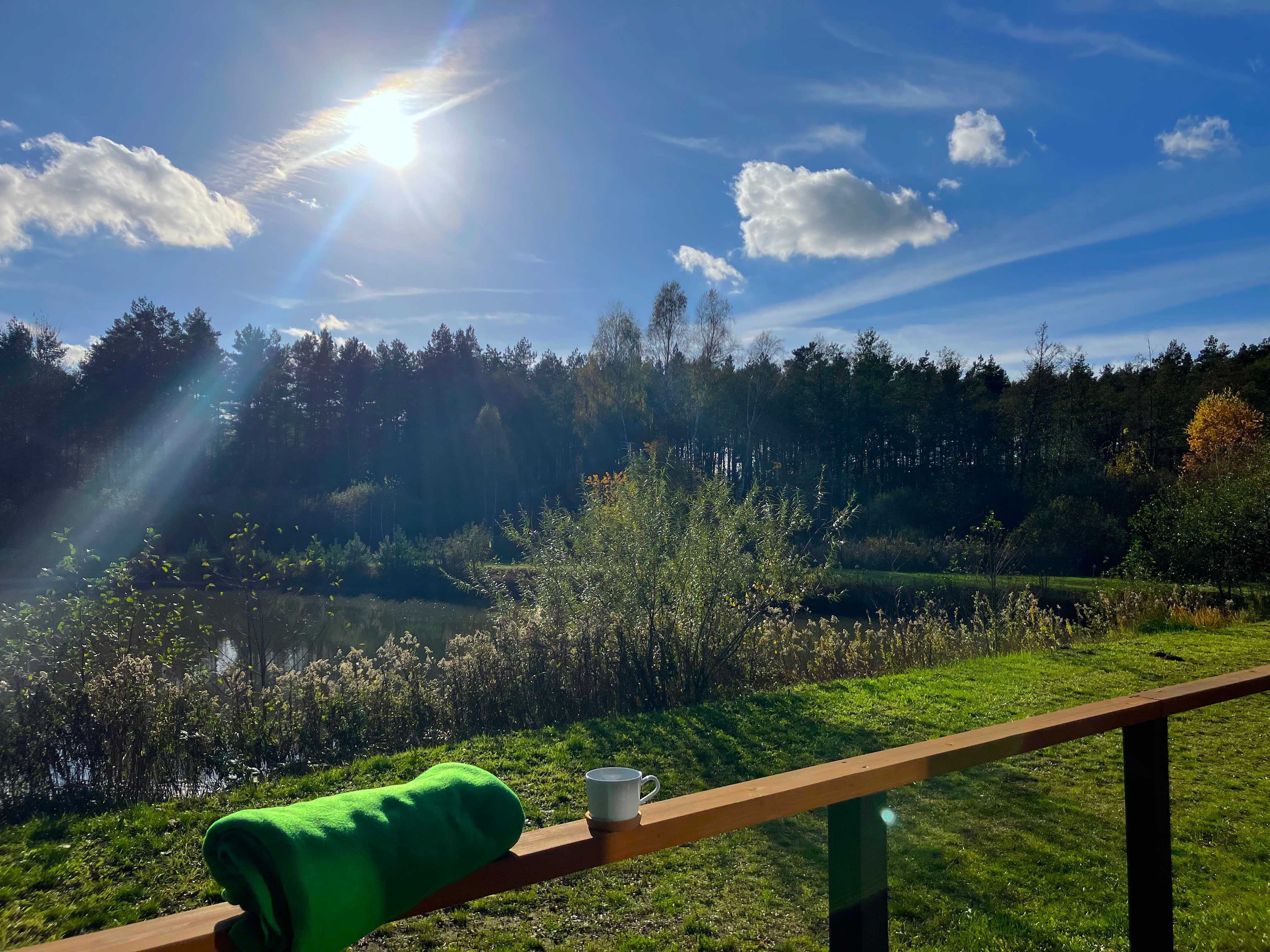 2 os Domek nad Stawem z balią jacuzzi jeden na terenie na odludziu las