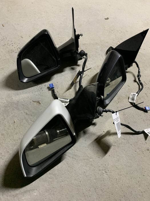 Ліве дзеркало заднього виду tesla model Y