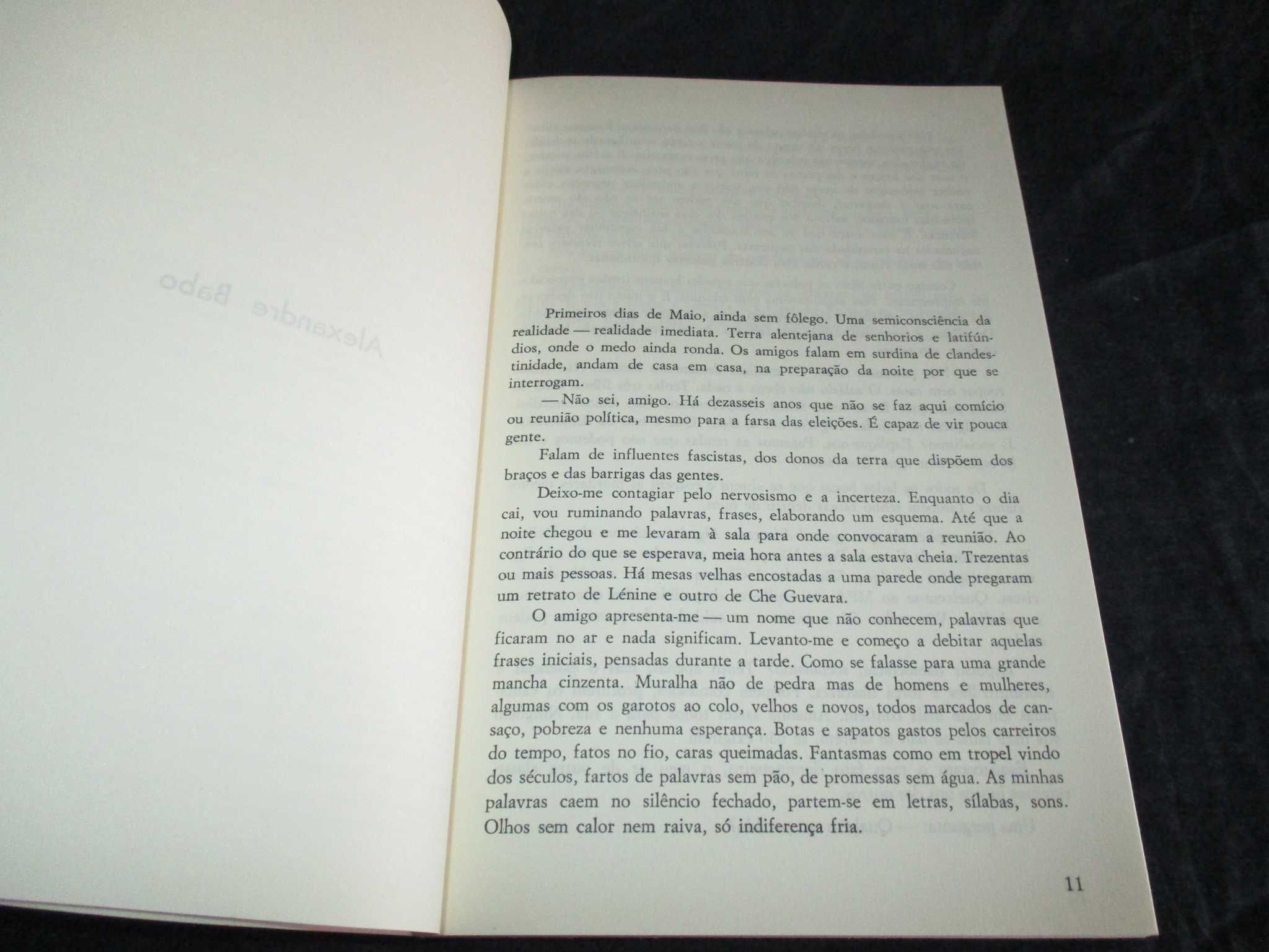 Livro Abril Abril Textos de Escritores Comunistas