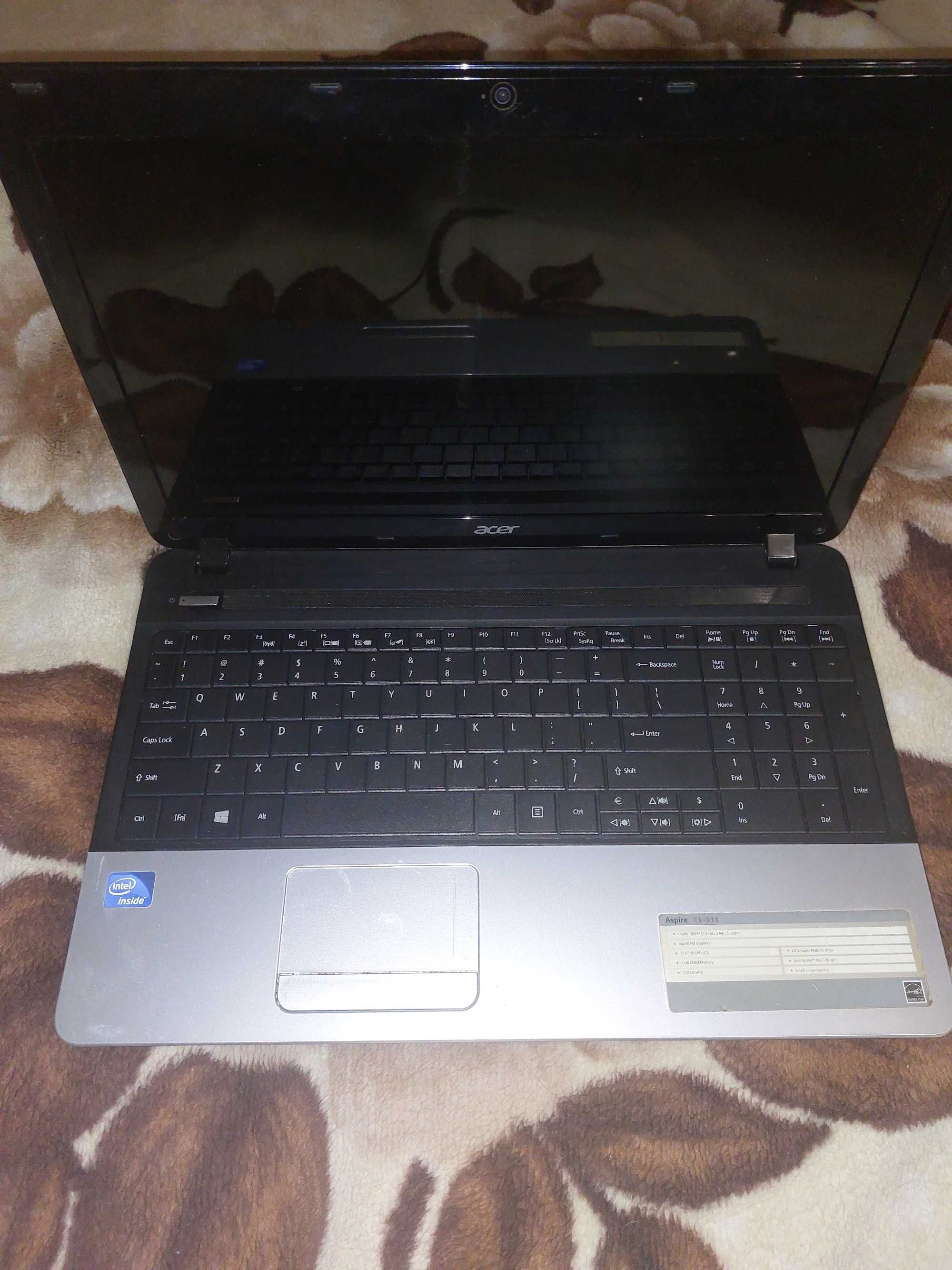 Laptop acer Aspire E1-531